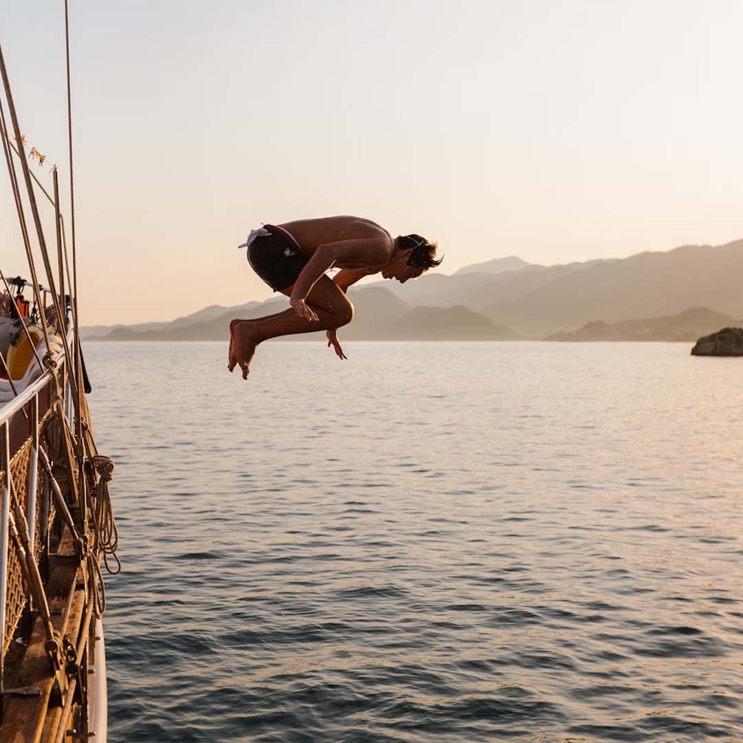 How Far in Advance Should You Book Luxury Yacht Charter Yachts