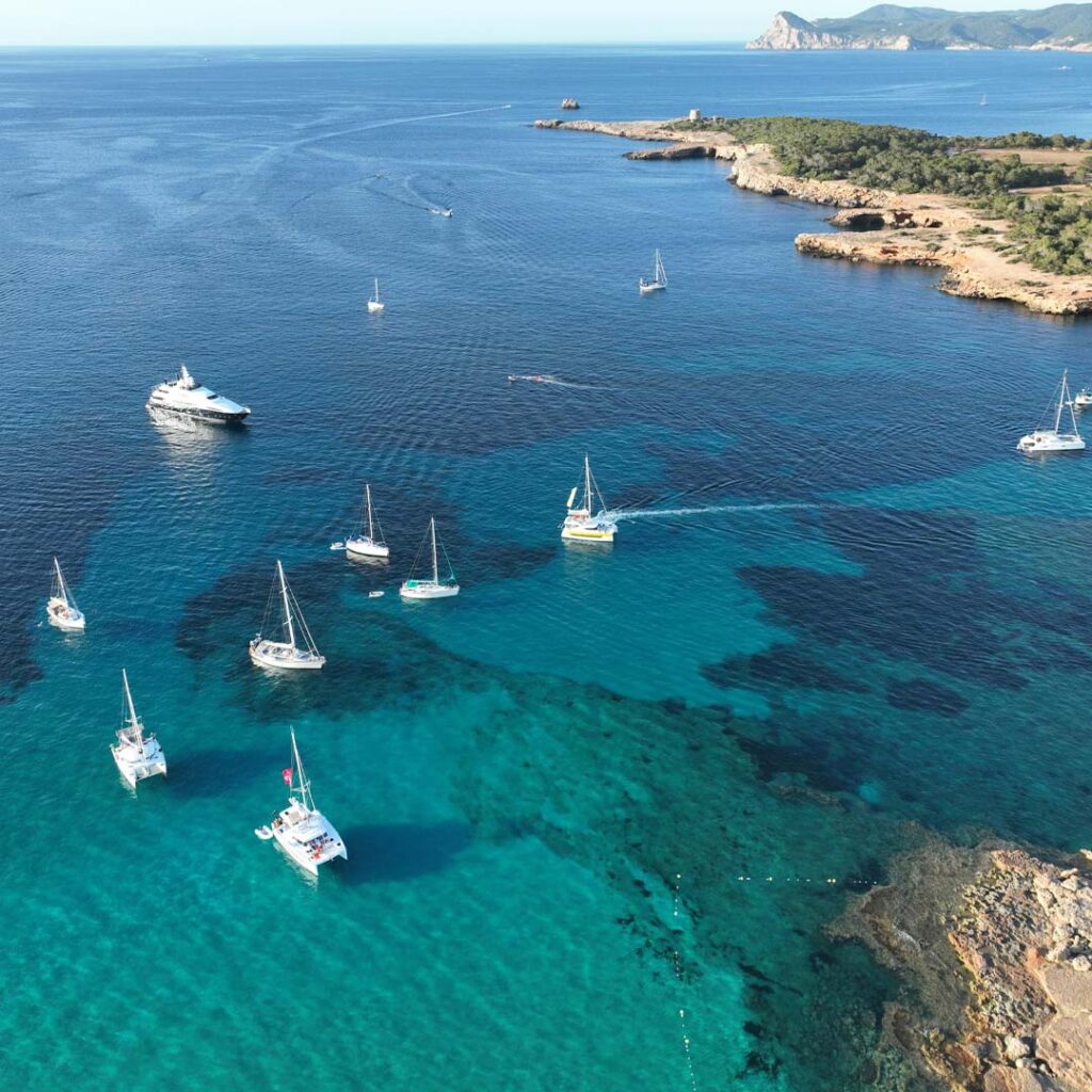 Crews Role on Your Luxury Super Yacht Charter